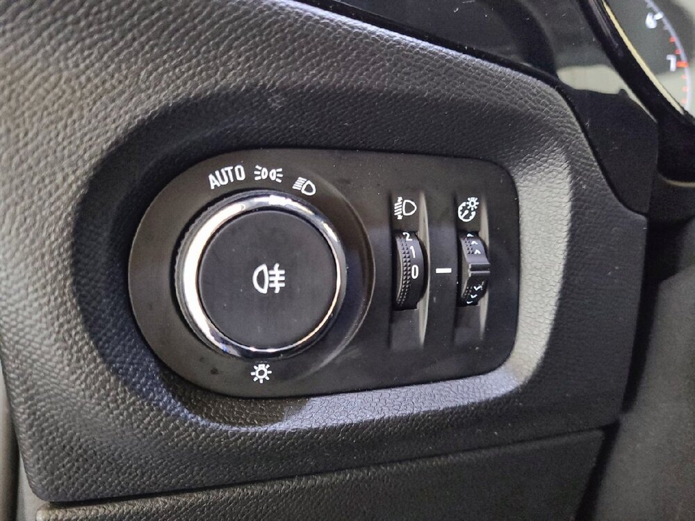 Occasion OPEL Corsa Corsa 1.2 75 ch BVM5 - Edition