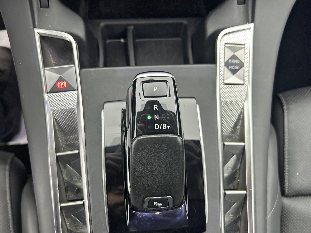 Occasion DS DS 7 Crossback DS7 Crossback Hybride E-Tense 300 EAT8 4x4 - Rivoli