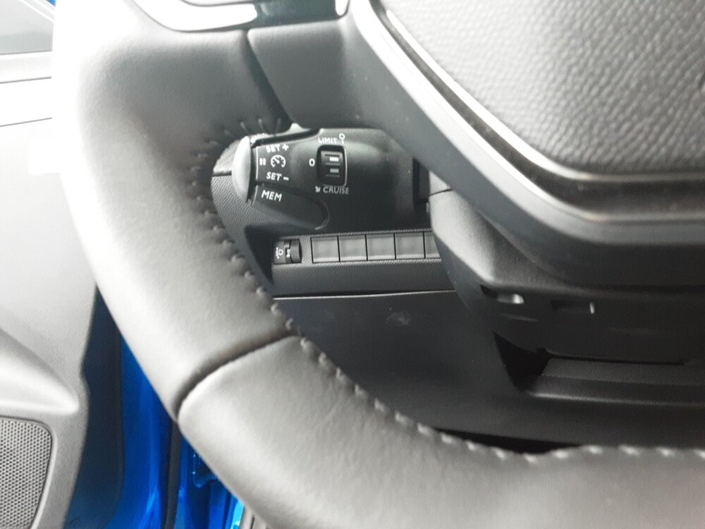 Occasion PEUGEOT 208 208 Hybrid 100 e-DCS6