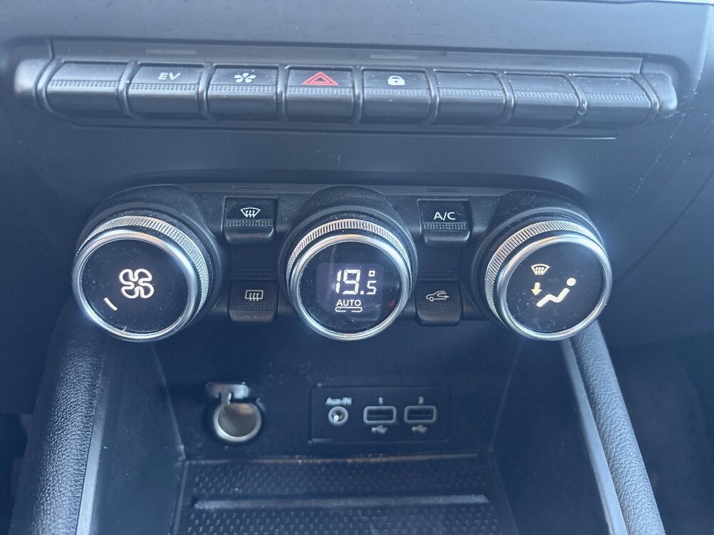 Occasion RENAULT Captur Captur E-Tech 145 - 21 - Intens