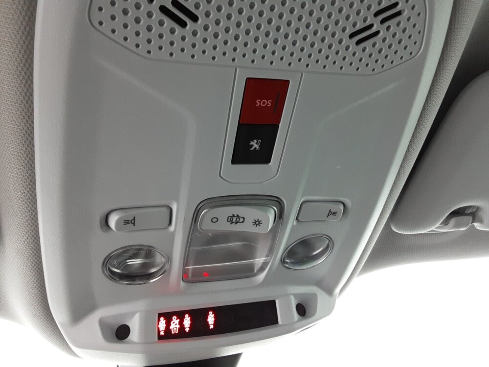 Occasion PEUGEOT 2008 2008 Moteur électrique 136 ch - Allure Pack