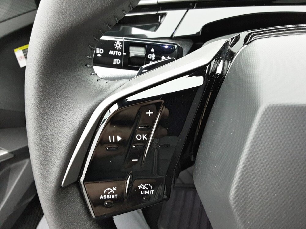 Occasion PEUGEOT 3008 3008 Hybrid 145 e-DCS6 - Allure