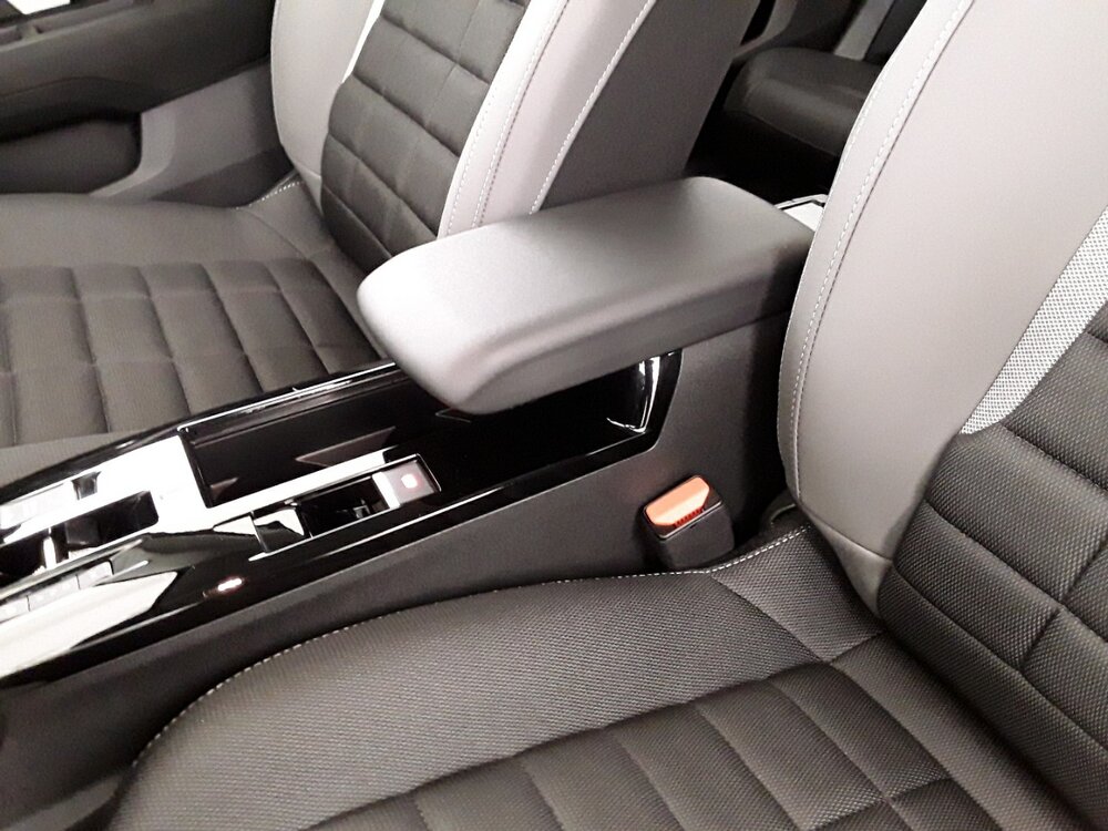 Occasion CITROEN C4 C4 Hybride 136 e-DCS6 - Plus