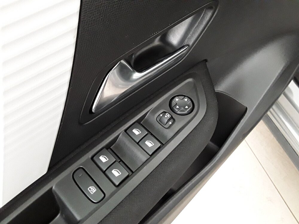 Occasion CITROEN C4 C4 Hybride 136 e-DCS6 - Plus