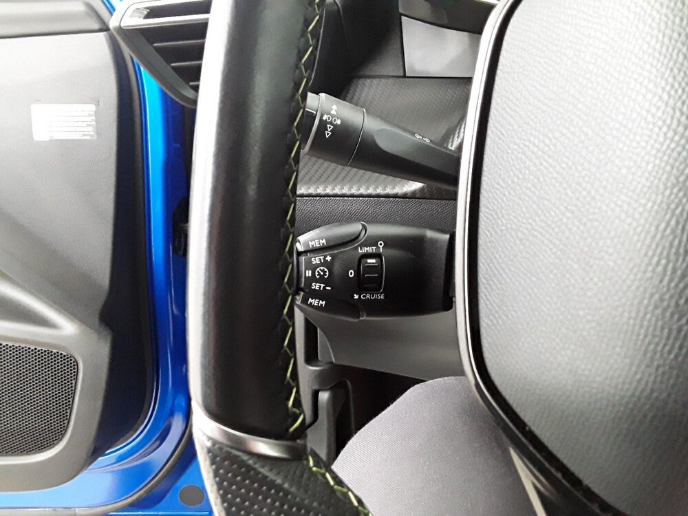 Occasion PEUGEOT 2008 2008 Electrique 136 ch