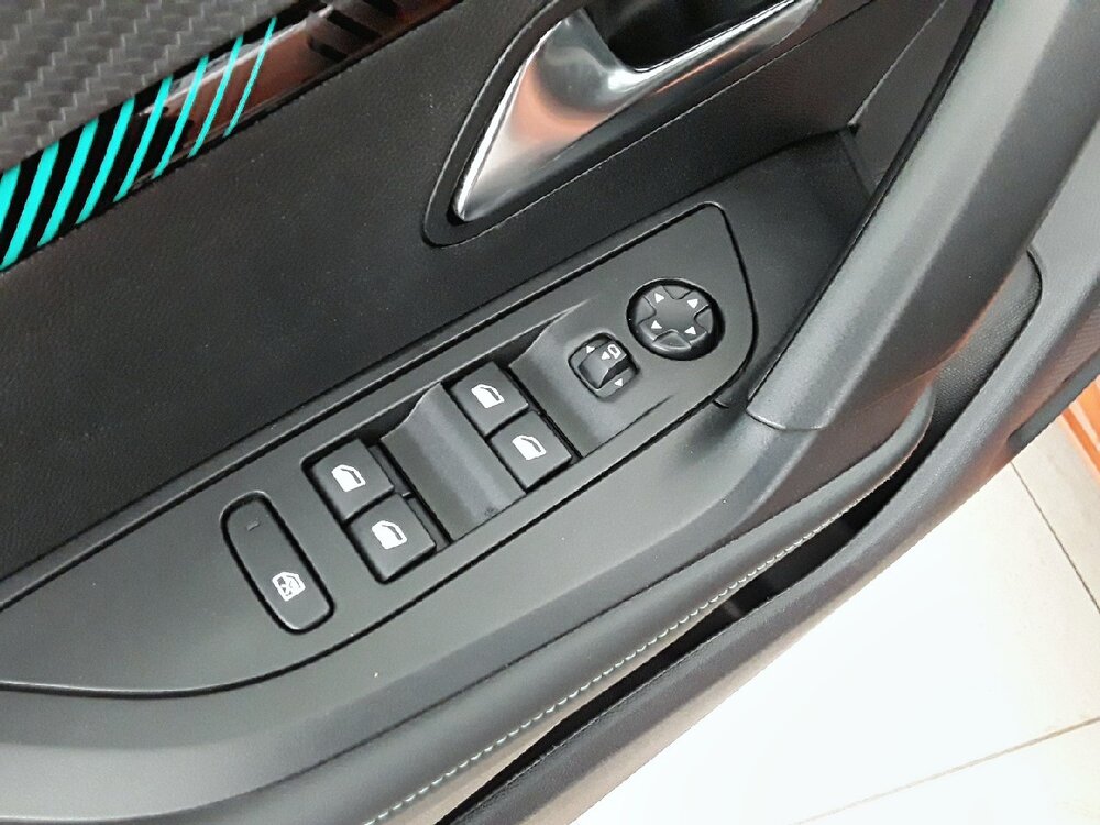 Occasion PEUGEOT 2008 2008 BlueHDi 130 S&S EAT8 - Allure