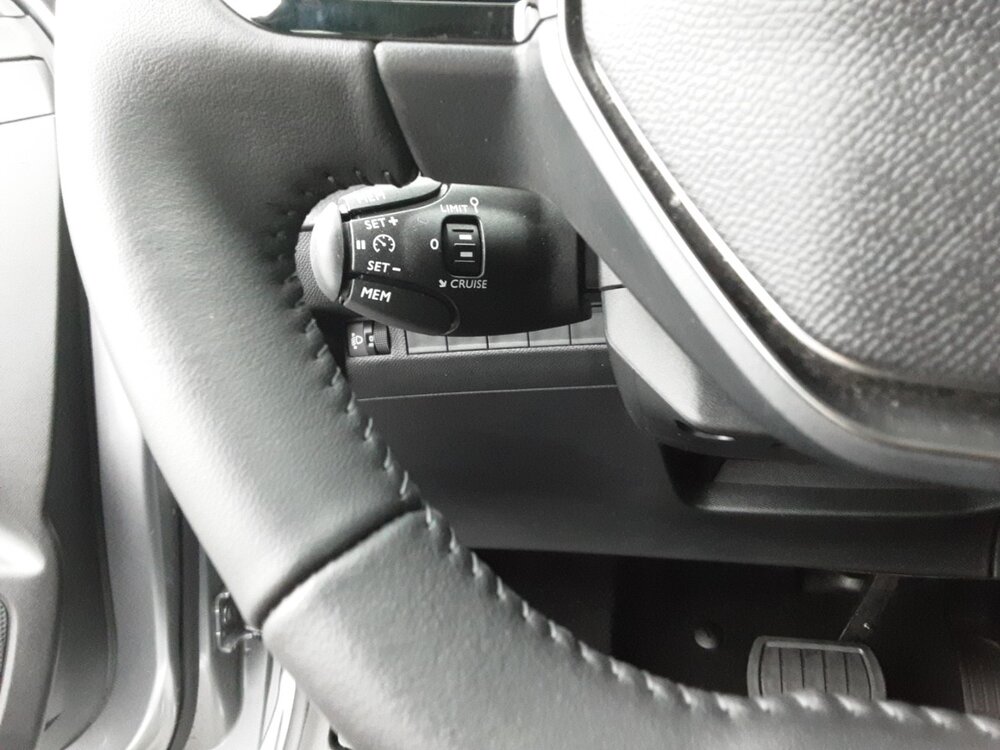 Occasion PEUGEOT 208 208 Hybrid 110 e-DCS6 - Style
