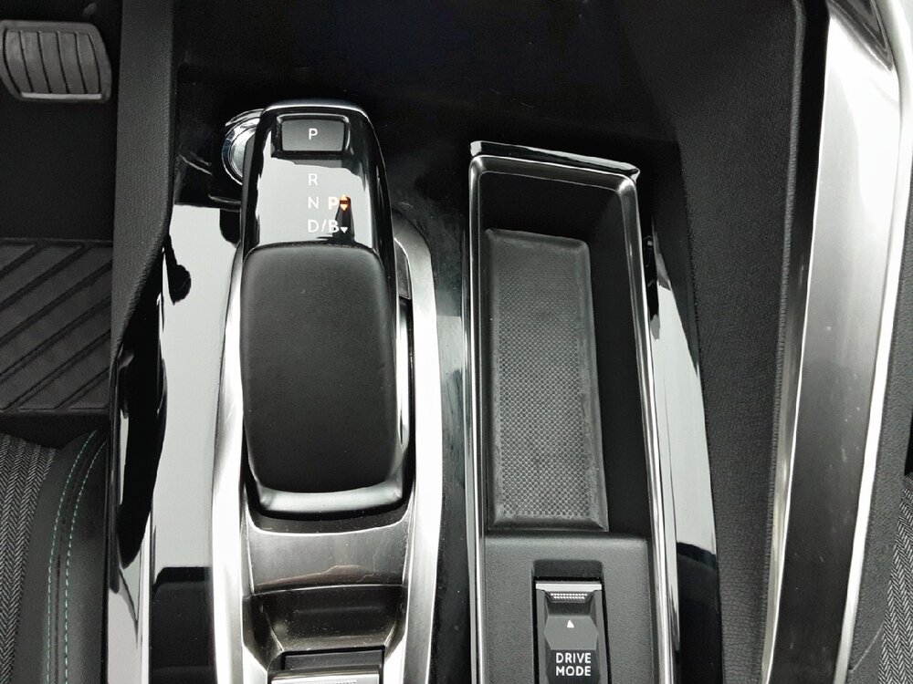 Occasion PEUGEOT 3008 3008 Hybrid 225 e-EAT8 - Allure