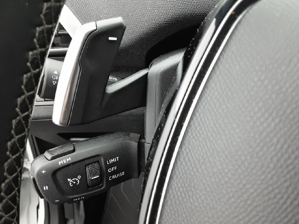 Occasion PEUGEOT 3008 3008 Hybrid 225 e-EAT8 - Allure