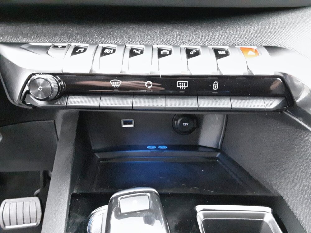 Occasion PEUGEOT 3008 3008 Hybrid 225 e-EAT8 - Allure