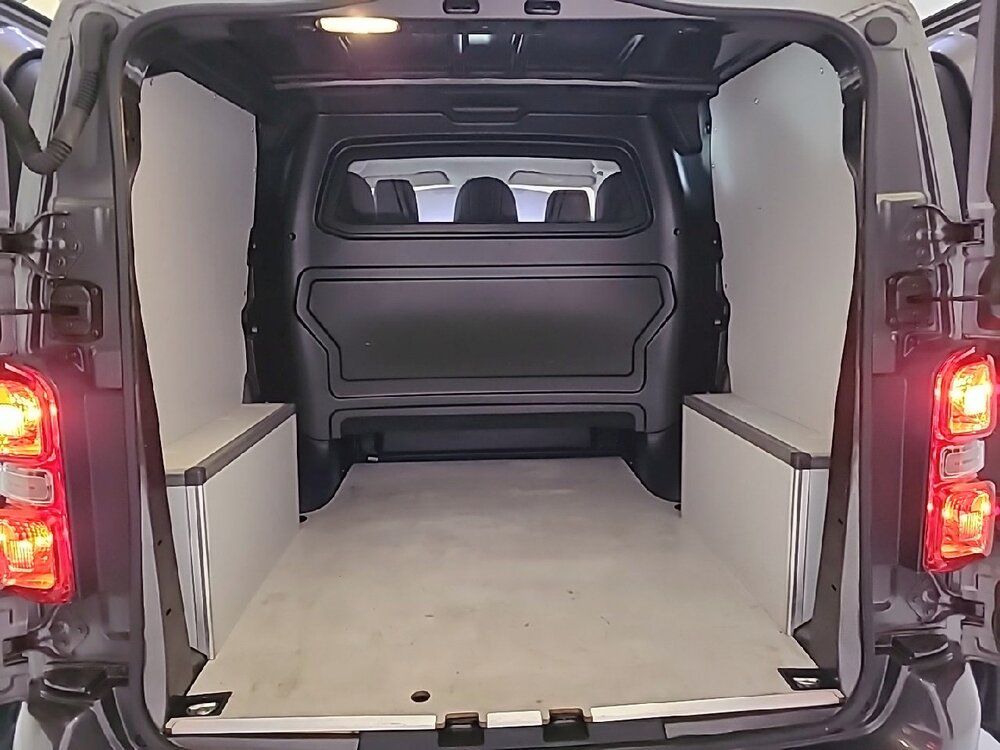 Occasion PEUGEOT Expert EXPERT CA LONG ELECTRIQUE 75KWH 136CH - FIXE ASPHALT