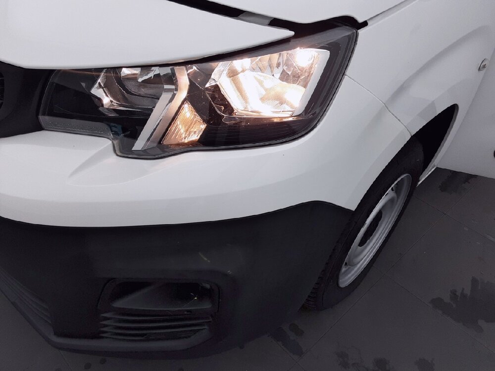 Occasion PEUGEOT Partner PARTNER FOURGON STANDARD 650 KG BLUEHDI 75 BVM5 - PREMIUM