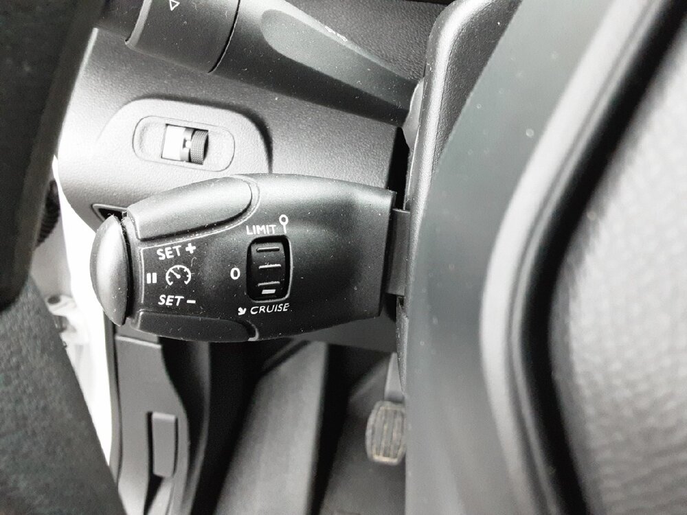 Occasion PEUGEOT Partner PARTNER FOURGON STANDARD 650 KG BLUEHDI 75 BVM5 - PREMIUM