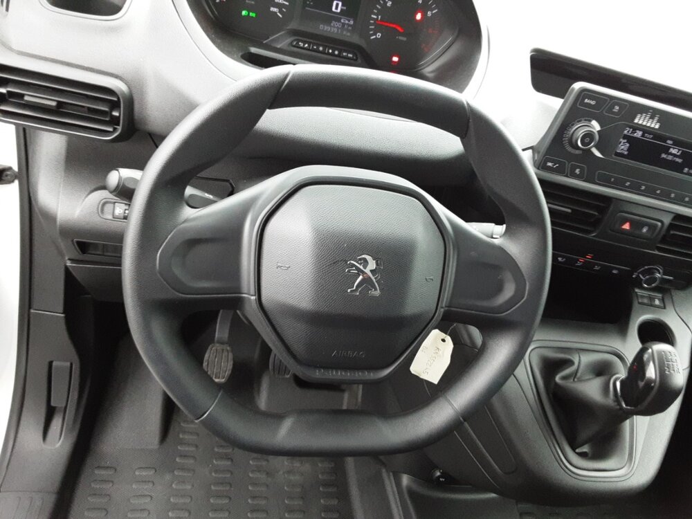 Occasion PEUGEOT Partner PARTNER FOURGON STANDARD 650 KG BLUEHDI 75 BVM5 - PREMIUM