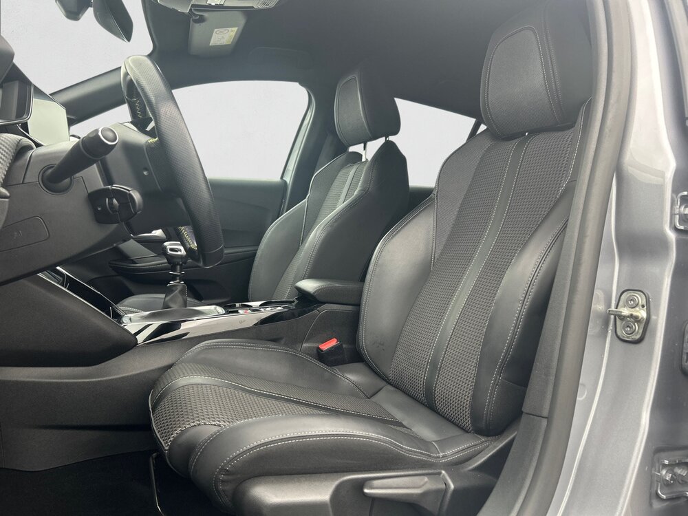 Occasion PEUGEOT 208 208 PureTech 100 S&S BVM6 - GT Line