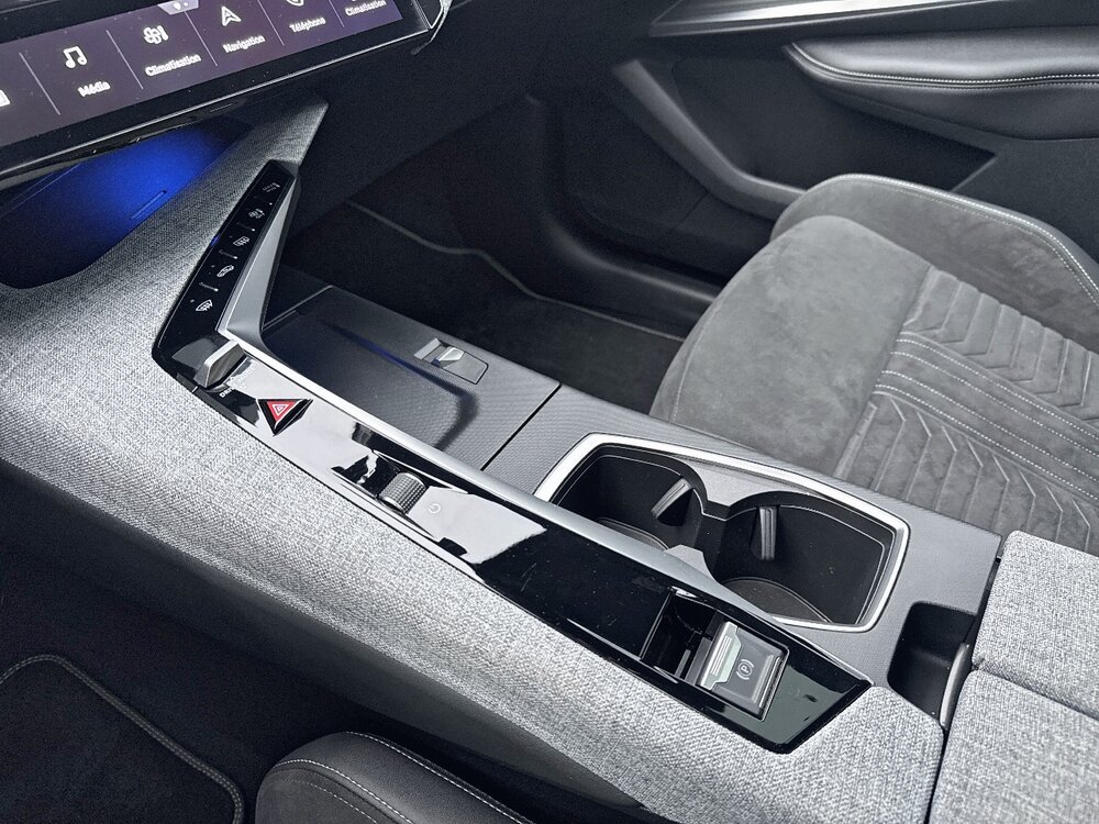 Occasion PEUGEOT 3008 3008 Electrique 210 ch 73 kWh - GT