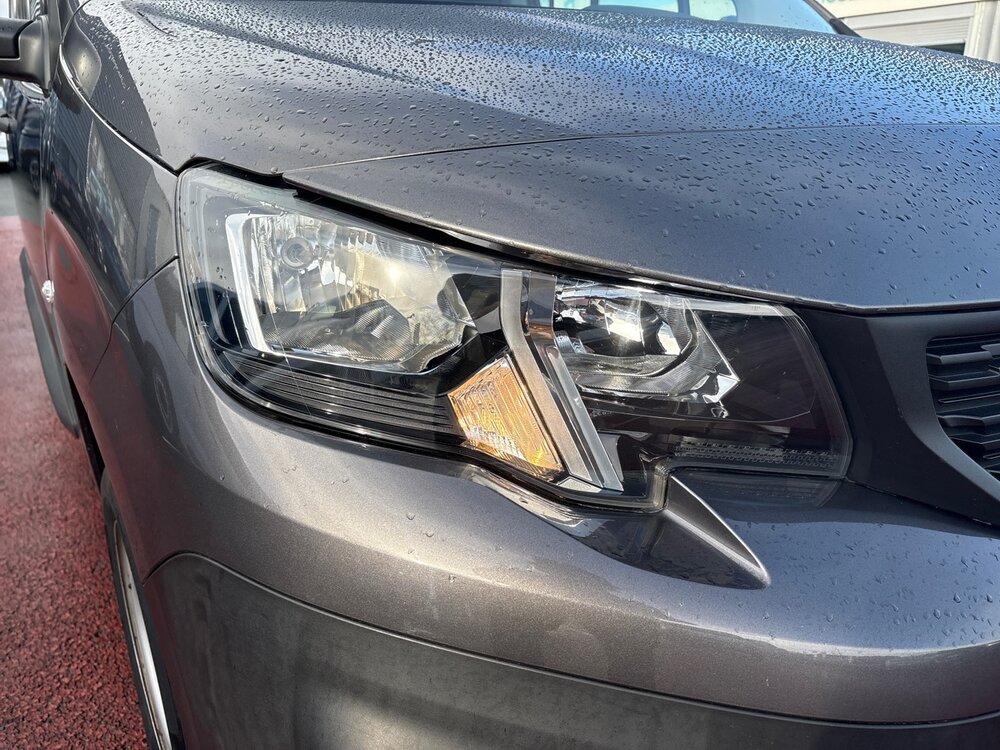 Occasion PEUGEOT Partner PARTNER FOURGON STANDARD 650 KG BLUEHDI 100 S&S BVM5 - PREMIUM