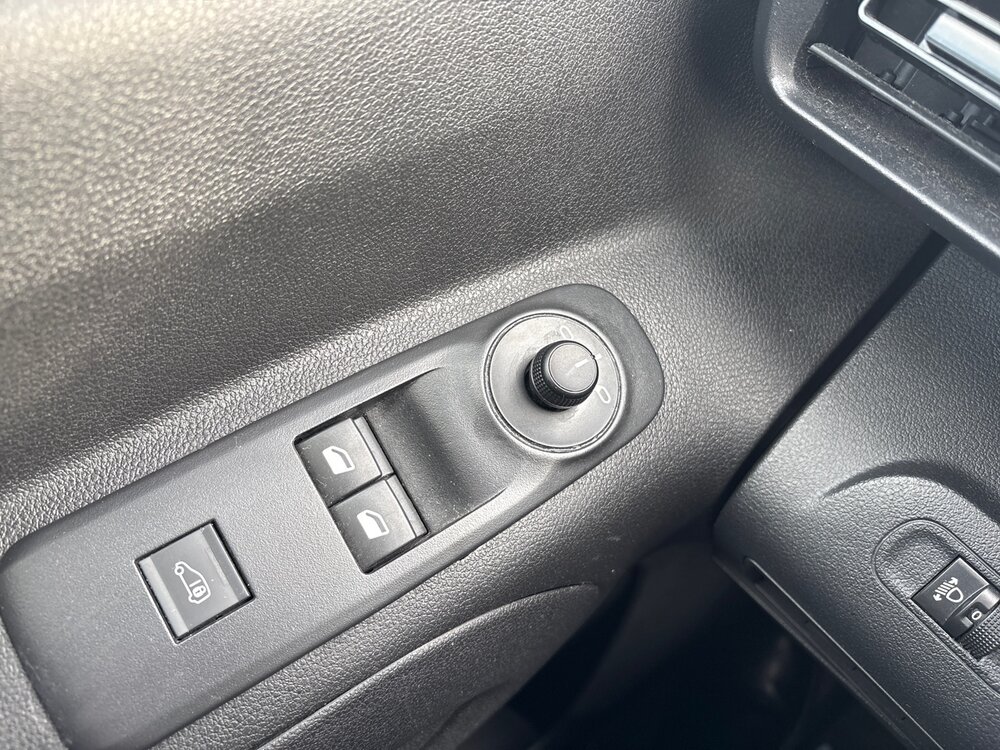 Occasion PEUGEOT Partner PARTNER FOURGON STANDARD 650 KG BLUEHDI 100 S&S BVM5 - PREMIUM