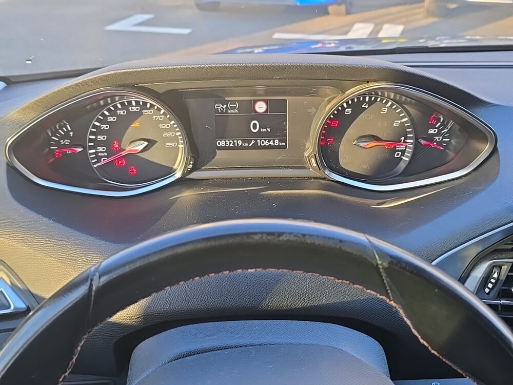 Occasion PEUGEOT 308 308 PureTech 130ch S&S BVM6 - Tech Edition