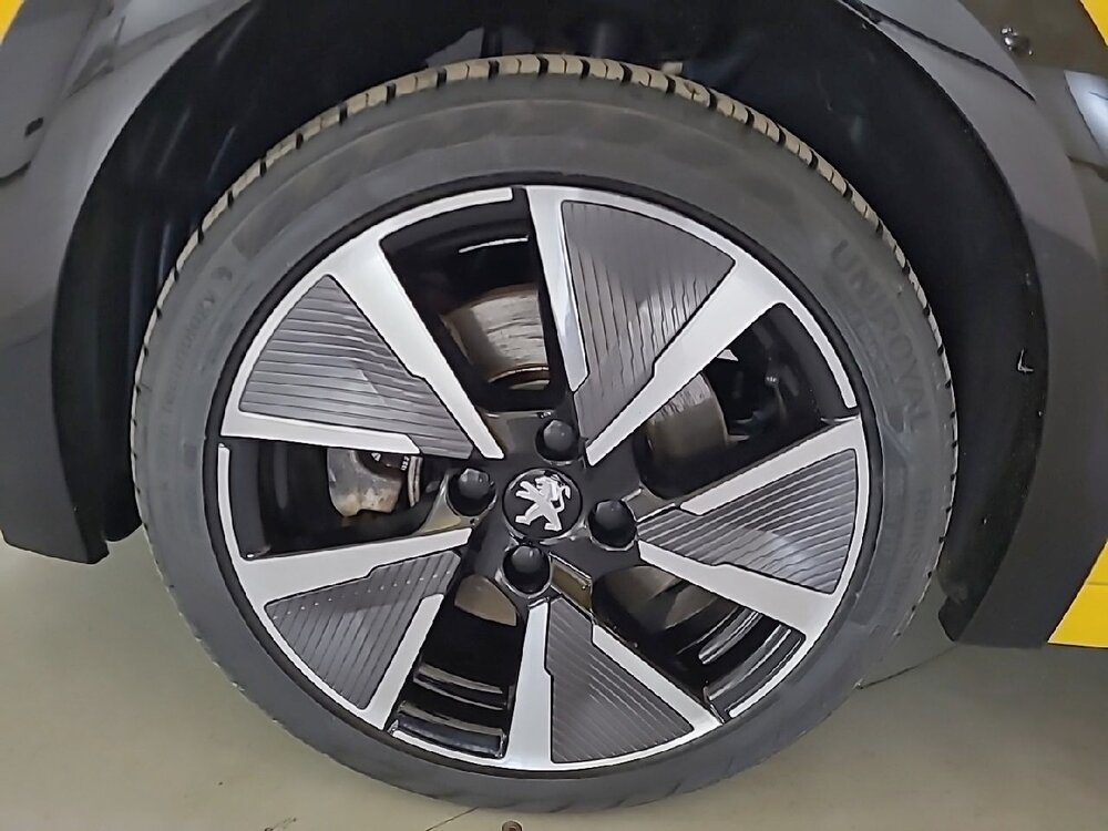 Occasion PEUGEOT 208 208 Electrique 50 kWh 136ch - GT