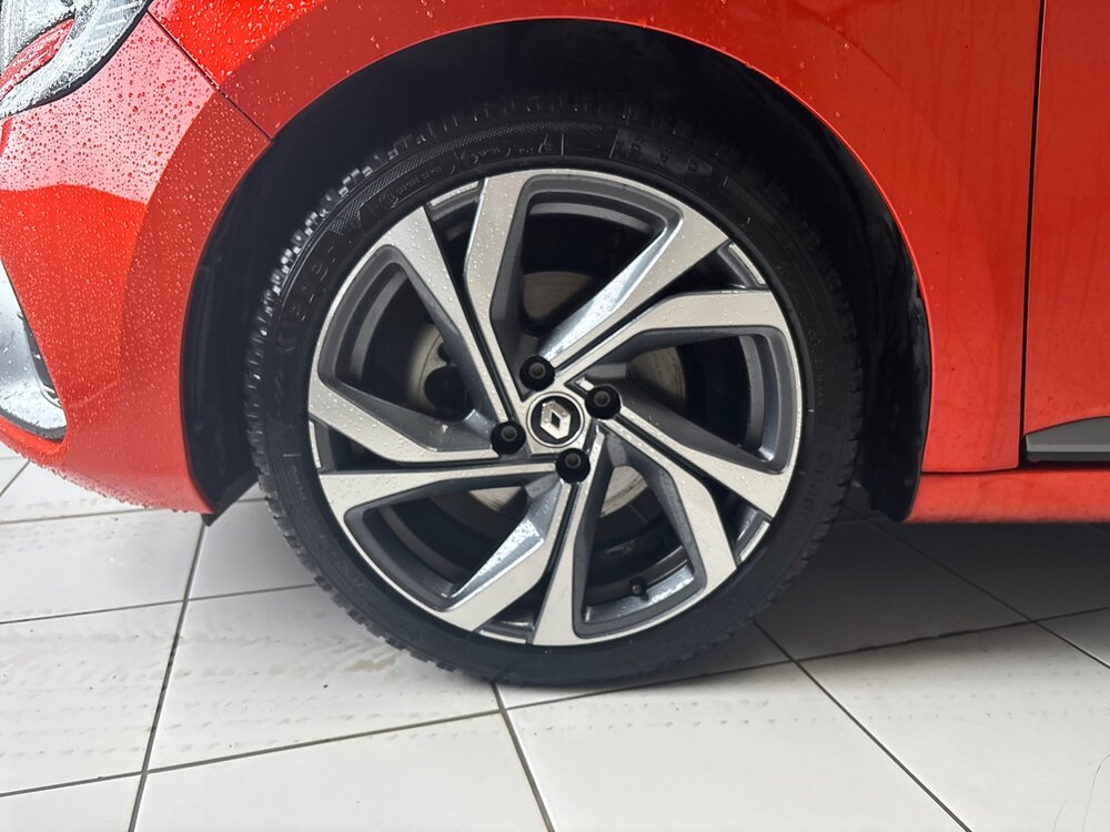 Occasion RENAULT Clio V Clio E-Tech 140 - 21N - R.S. Line