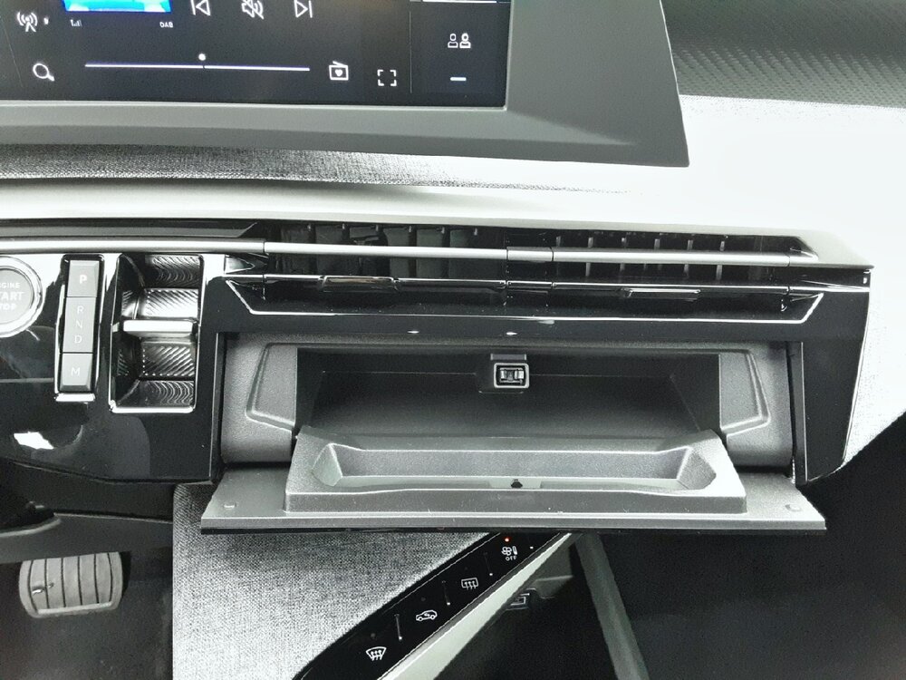 Occasion PEUGEOT 3008 3008 Hybrid 145 e-DCS6 - Allure