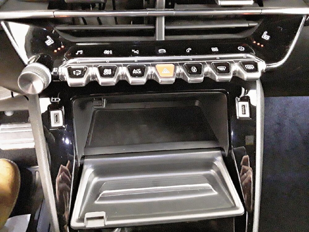 Occasion PEUGEOT 2008 2008 PureTech 130 S&S EAT8 - GT