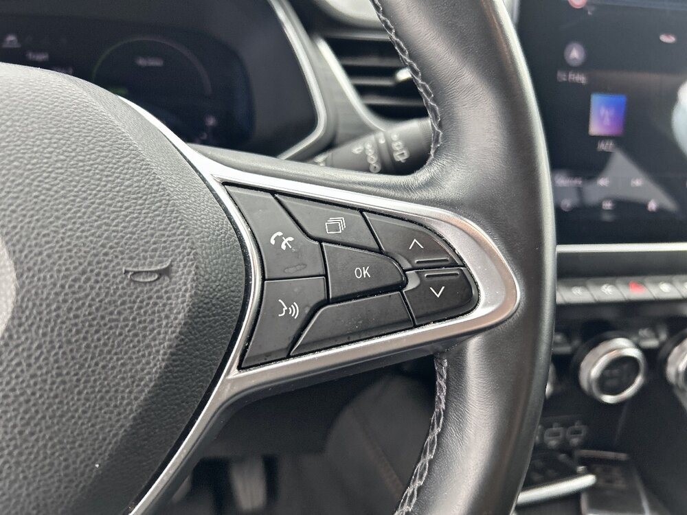 Occasion RENAULT Captur Captur E-Tech Plug-in 160 - 21 - Initiale Paris