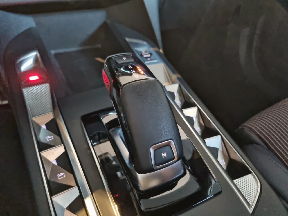 Occasion DS DS3 Crossback DS3 Crossback BlueHDi 130 EAT8 - Ines de la Fressange Paris