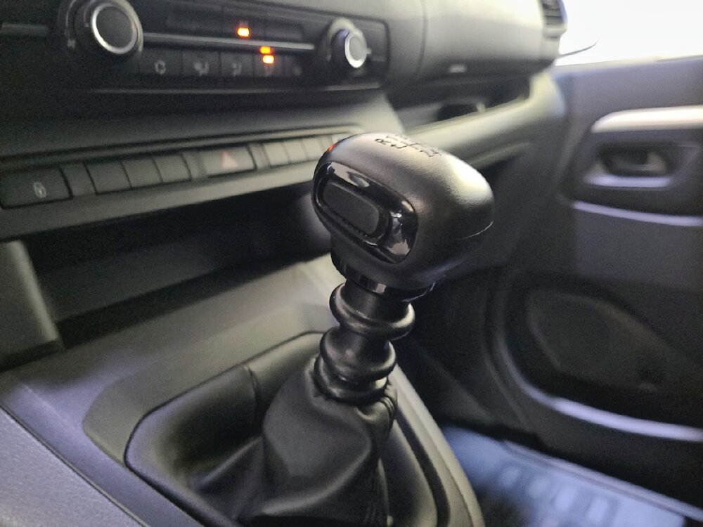 Occasion PEUGEOT Expert EXPERT CA STANDARD 2.0 BLUEHDI 120 S&S BVM6 - FIXE PREMIUM