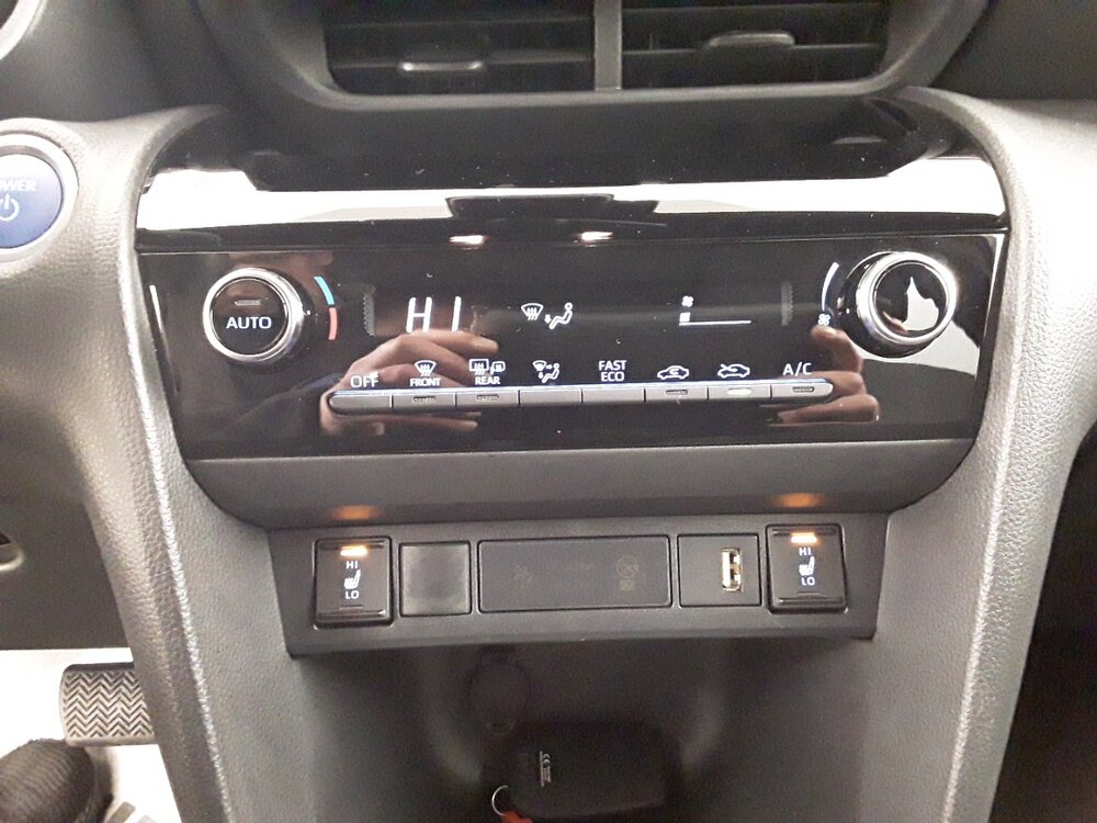 Occasion TOYOTA Yaris Yaris Cross Hybride 116h 2WD