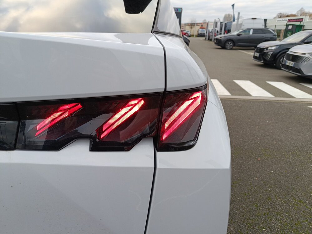 Occasion PEUGEOT 3008 3008 Hybrid 145 e-DCS6 - GT