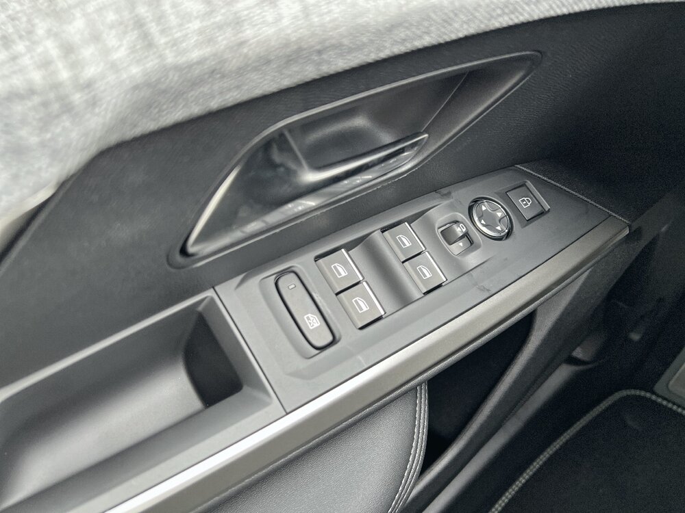 Occasion PEUGEOT 5008 5008 Hybrid 145 ch e-DCS6 - GT