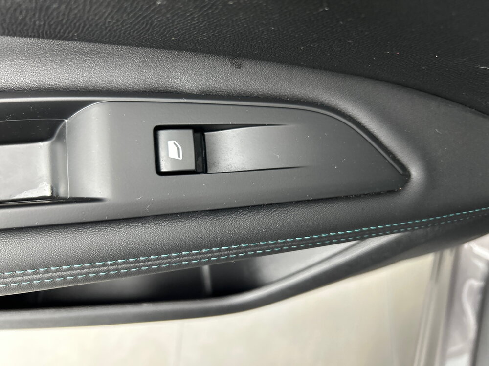 Occasion PEUGEOT 3008 3008 Hybrid 225 e-EAT8 - Allure Pack