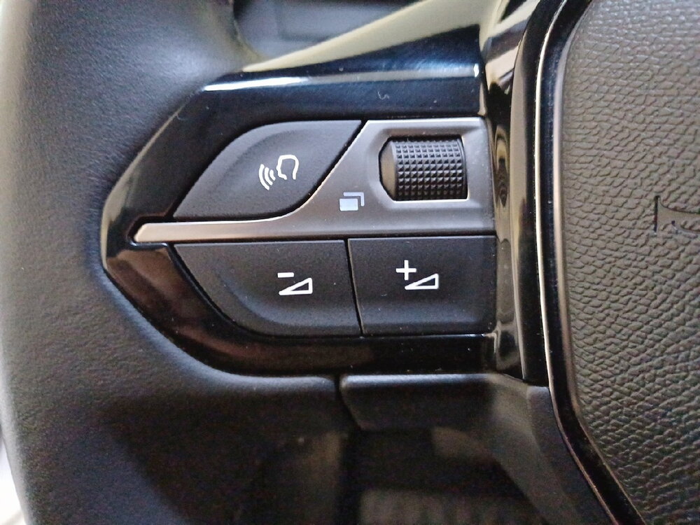 Occasion PEUGEOT 208 208 Electrique 50 kWh 136ch - Active Business