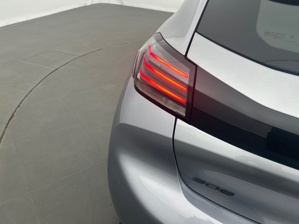 Occasion PEUGEOT 208 208 Hybrid 100 e-DCS6 - Style