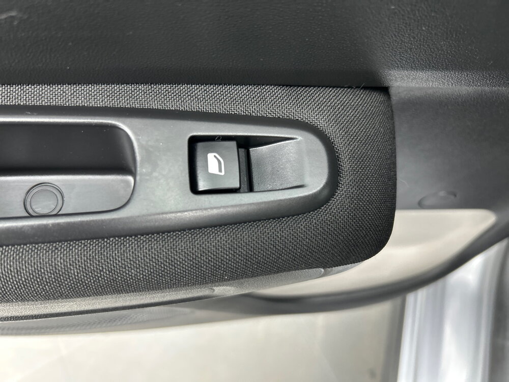 Occasion CITROEN C3 C3 PureTech 110 S&S EAT6 - Shine Pack