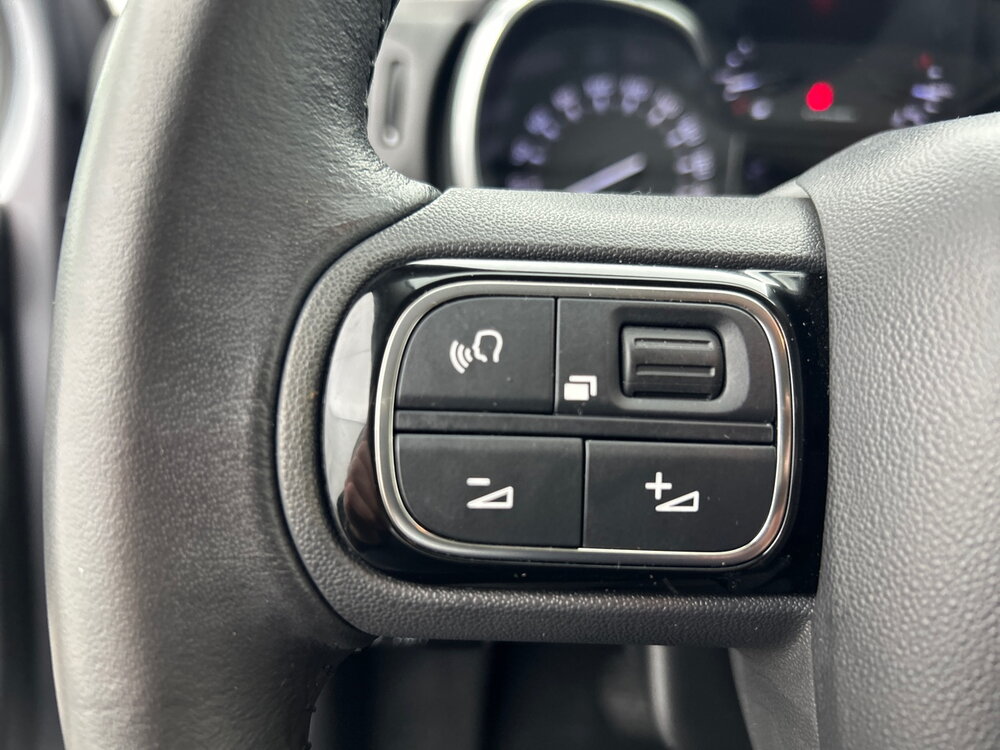 Occasion CITROEN C3 C3 PureTech 110 S&S EAT6 - Shine Pack