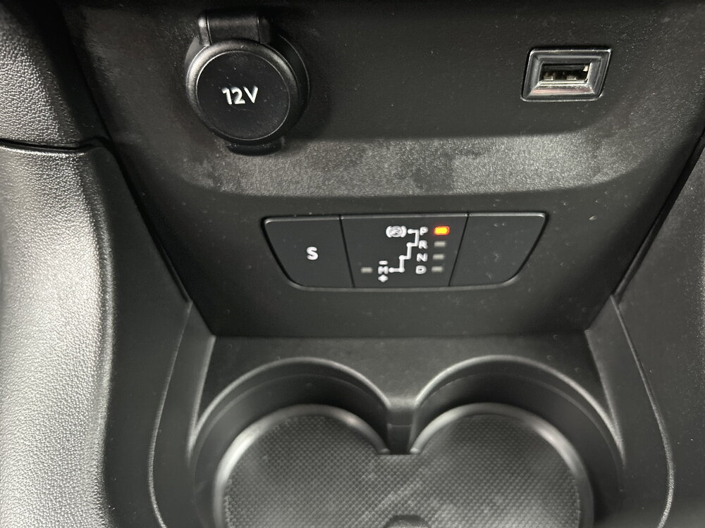 Occasion CITROEN C3 C3 PureTech 110 S&S EAT6 - Shine Pack