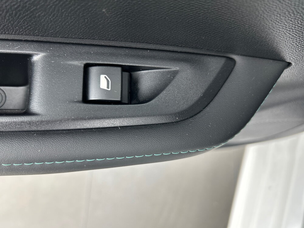 Occasion PEUGEOT 208 208 Electrique 50 kWh 136ch - Allure