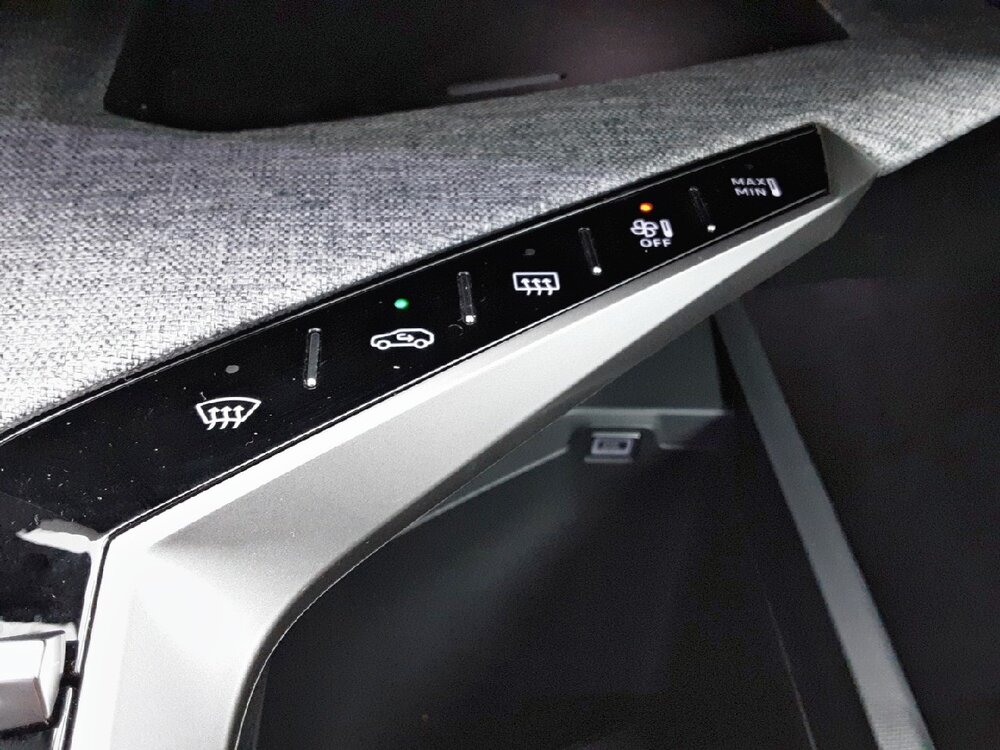 Occasion PEUGEOT 3008 3008 Hybrid 136 e-DCS6