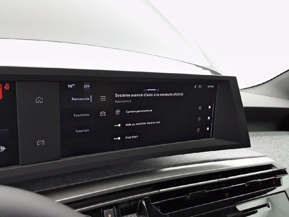 Occasion PEUGEOT 3008 3008 Hybrid 145 e-DCS6 - Allure