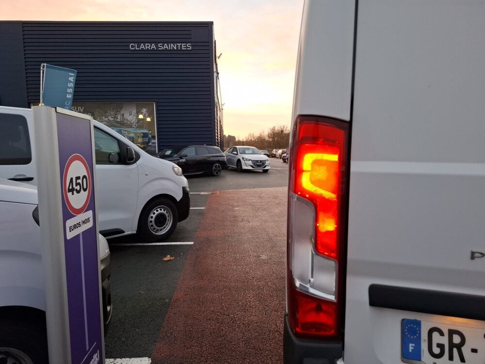 Occasion PEUGEOT Boxer BOXER TOLE 3.0 T L2H2 BLUEHDI 120 S&S BVM6