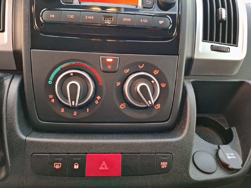 Occasion PEUGEOT Boxer BOXER TOLE 3.0 T L2H2 BLUEHDI 120 S&S BVM6