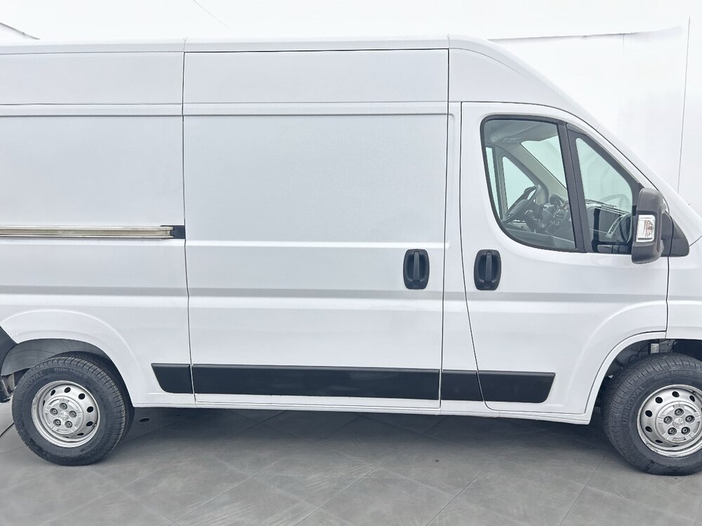Occasion PEUGEOT Boxer BOXER TOLE 3.0 T L2H2 BLUEHDI 120 S&S BVM6