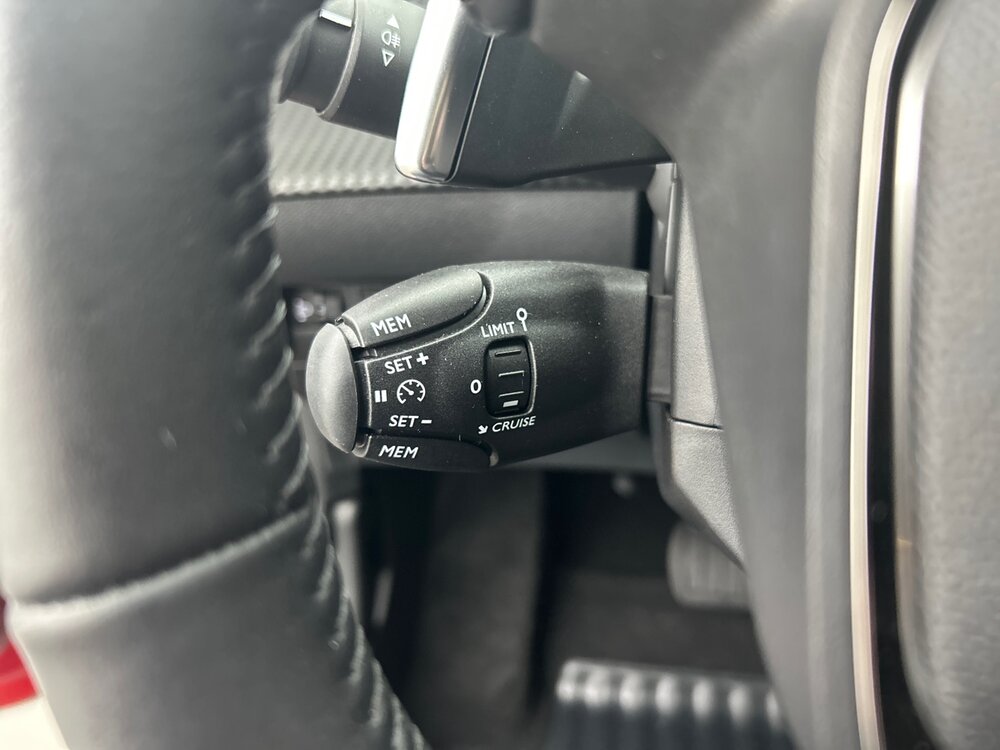 Occasion PEUGEOT 208 208 Hybrid 100 e-DCS6 - Allure