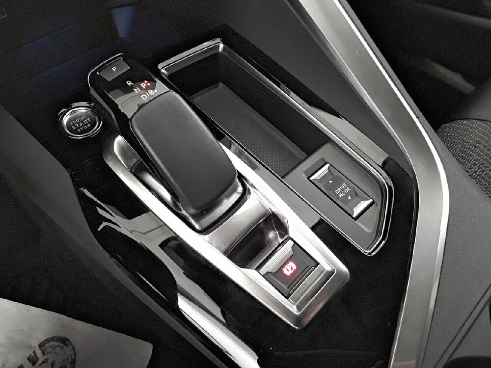 Occasion PEUGEOT 3008 3008 Hybrid 225 e-EAT8 - Allure