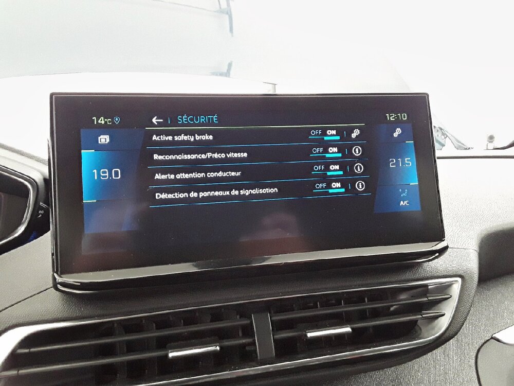 Occasion PEUGEOT 3008 3008 Hybrid 225 e-EAT8 - Allure