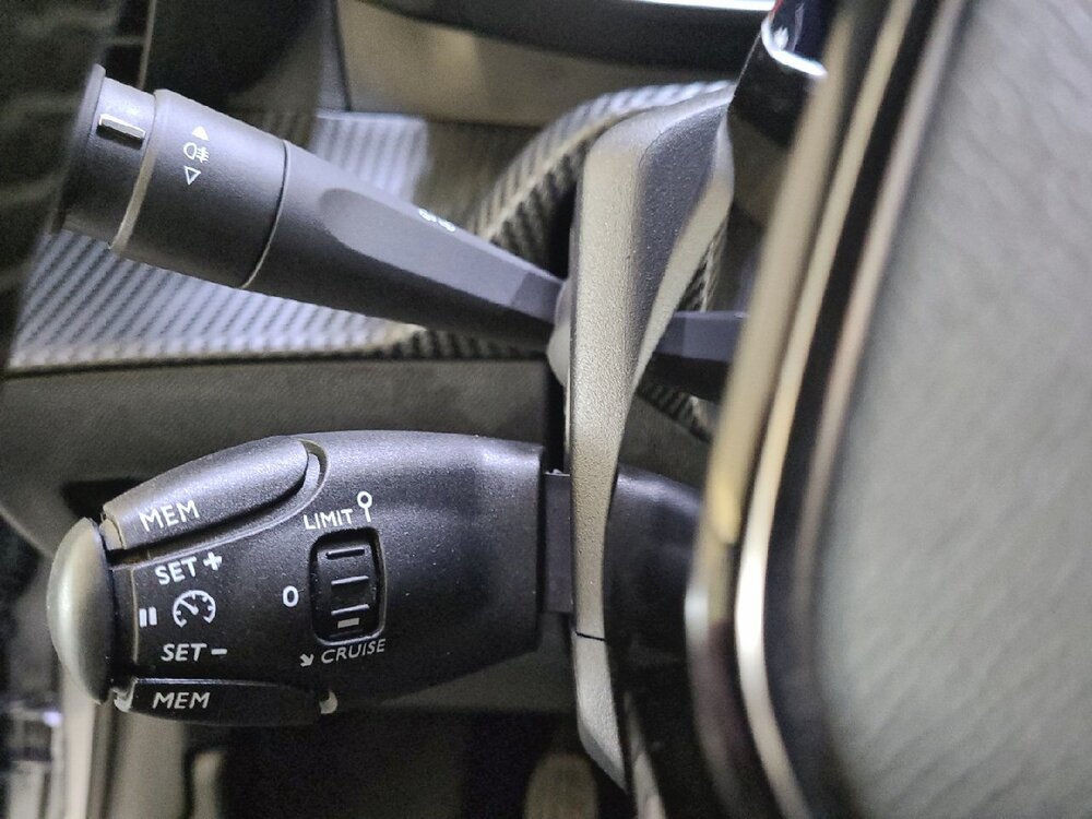 Occasion PEUGEOT 208 208 PureTech 100 S&S BVM6 - Allure