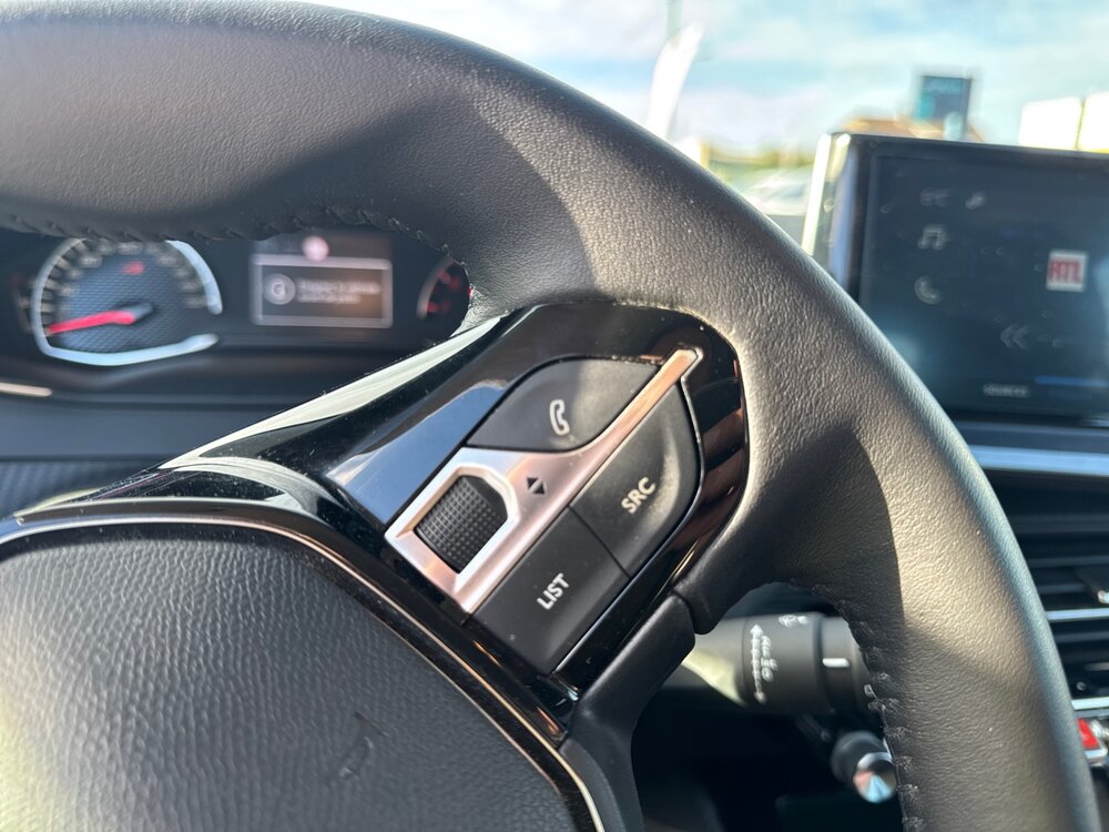 Occasion PEUGEOT 208 208 PureTech 100 S&S BVM6 - Active